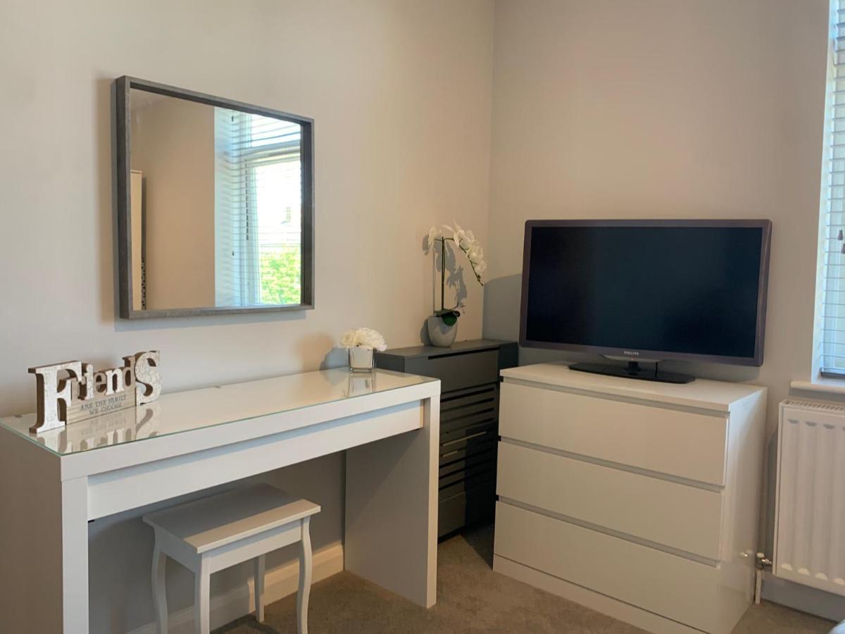 Apartment Eclipse No 4 *