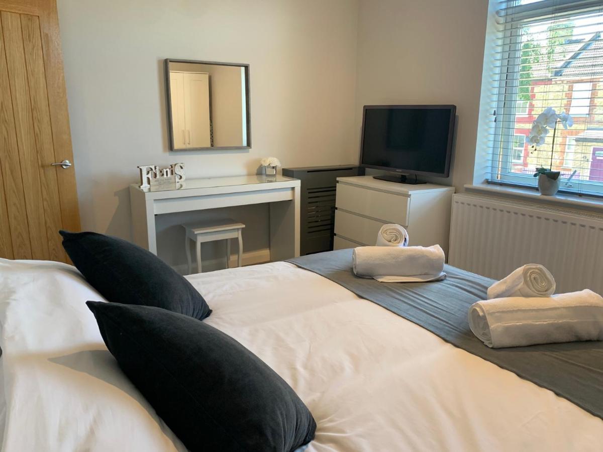 Apartment Eclipse No 4 *
